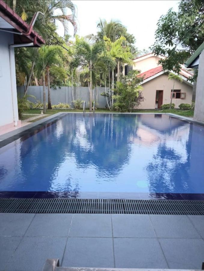 Blue Bell Hotel Negombo Exteriér fotografie