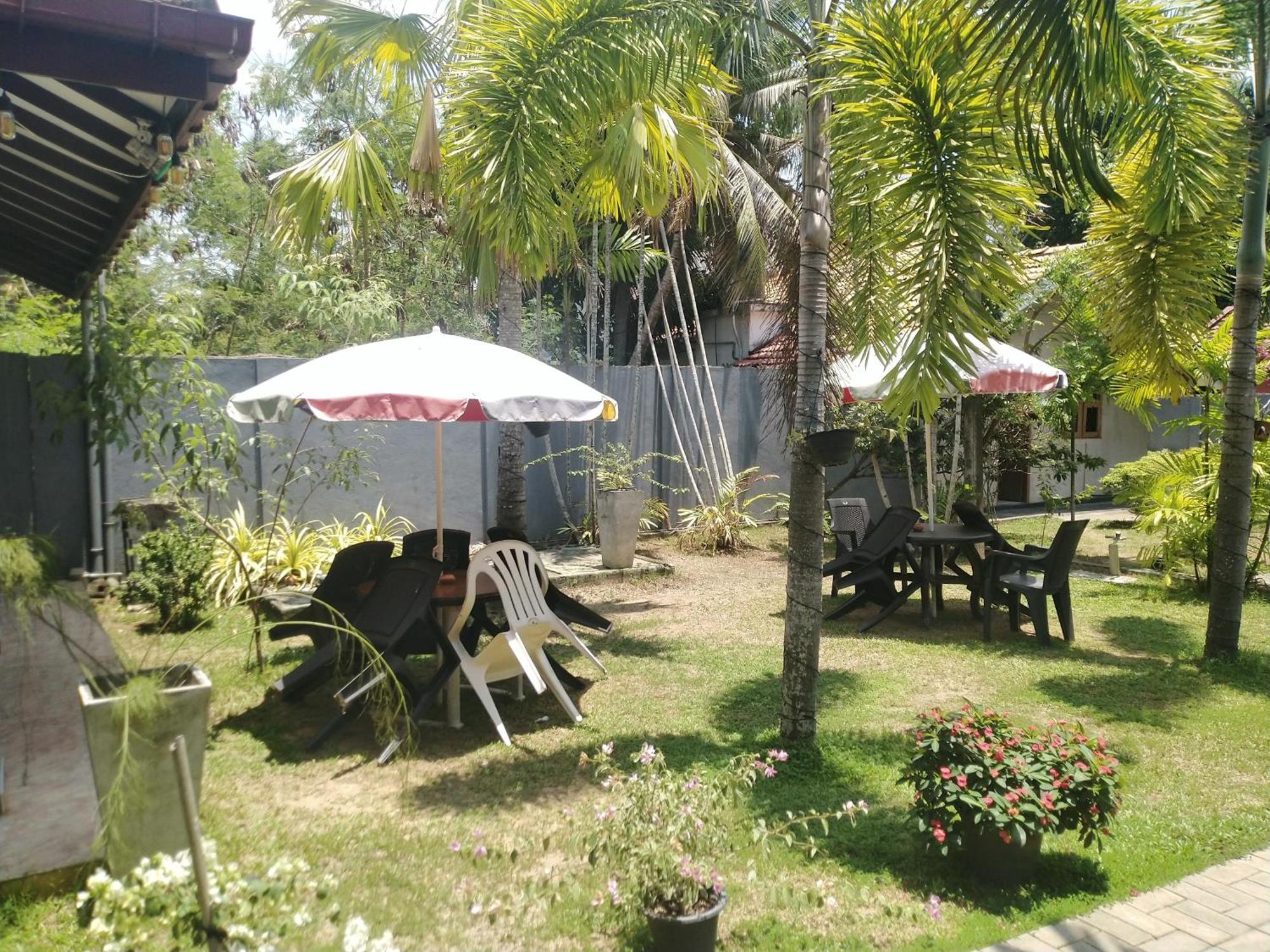 Blue Bell Hotel Negombo Exteriér fotografie